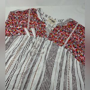 Savanna Jane Women’s Blouse Size 1X Embroidered Floral Short Sleeves Boho Y0